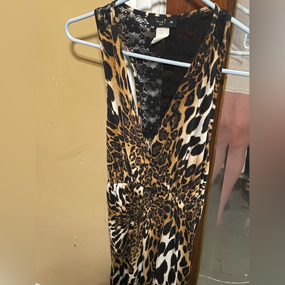 Dress - Picture 2 of 5